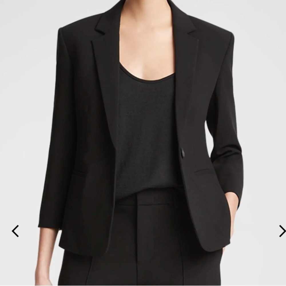 Hugo Boss 🖤women’s  Classic Black Blazer